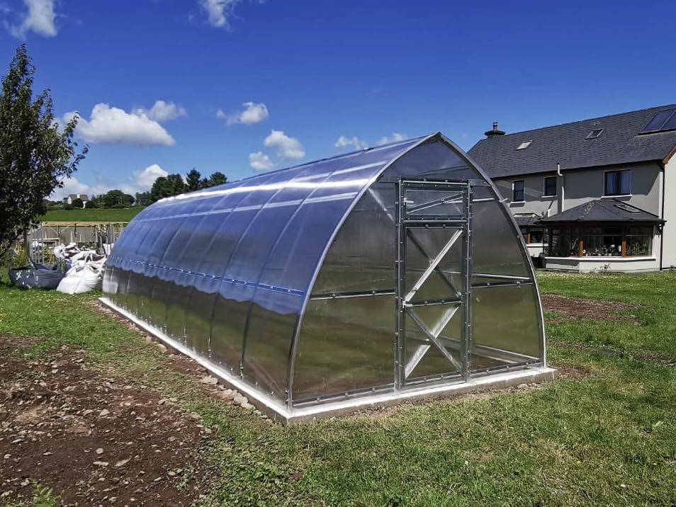 GREENHOUSE ARROW-3, 30M² (3M X 10M; 9.8FT X 33FT)